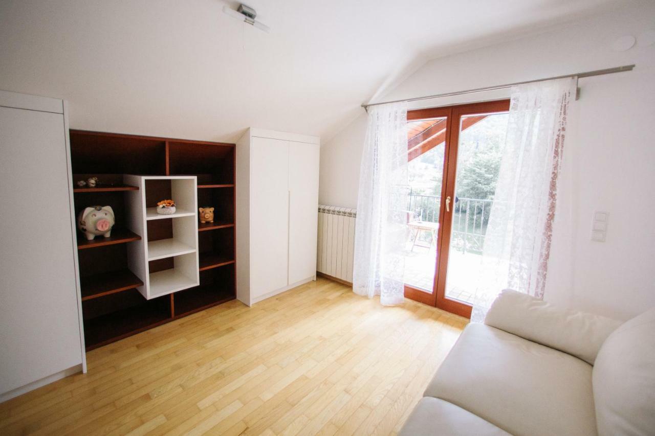 Hisa Krivopeta Apartamento Kobarid Exterior foto